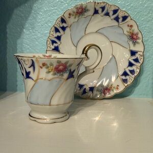 Japanese Vintage Floral Teacup & Saucer Set w/ gold handle
